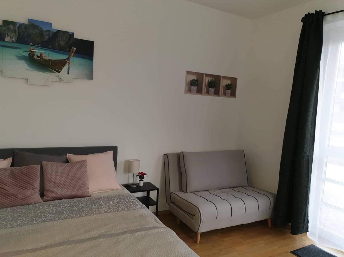 Relax Apartman Veresegyhaz Ngoại thất bức ảnh