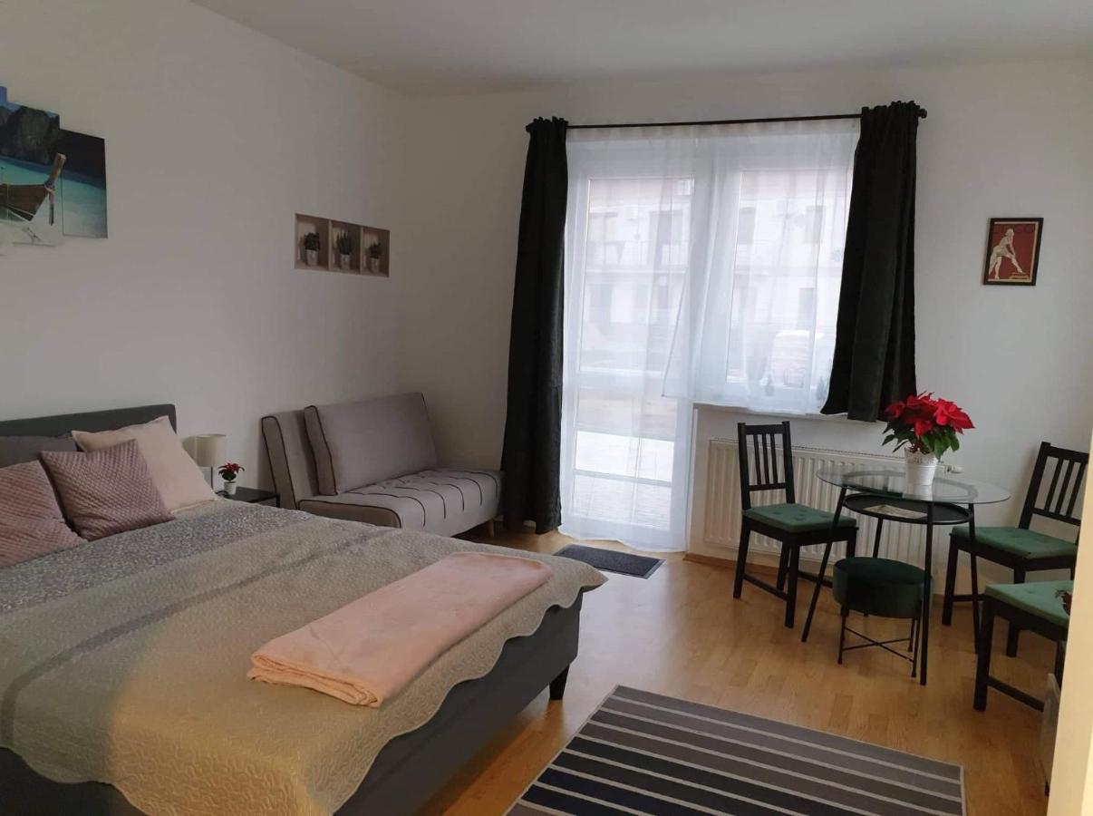 Relax Apartman Veresegyhaz Ngoại thất bức ảnh